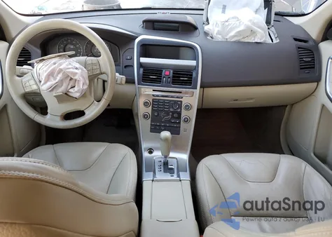 2010 Volvo Xc60 3.2 z USA, uszkodzony, nr VIN YV4960DZ5A2078534